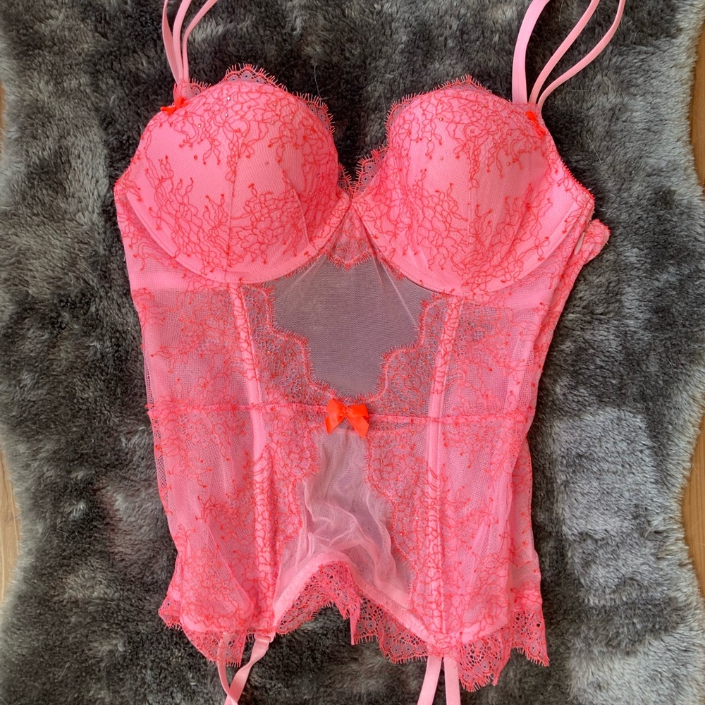 NWT Vintage VS Bustier with garters